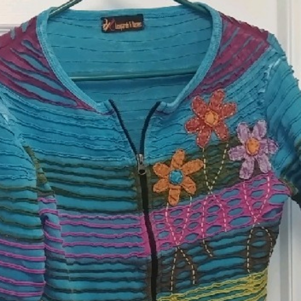 Leopards & Roses textured jacket. - Picture 4 of 5